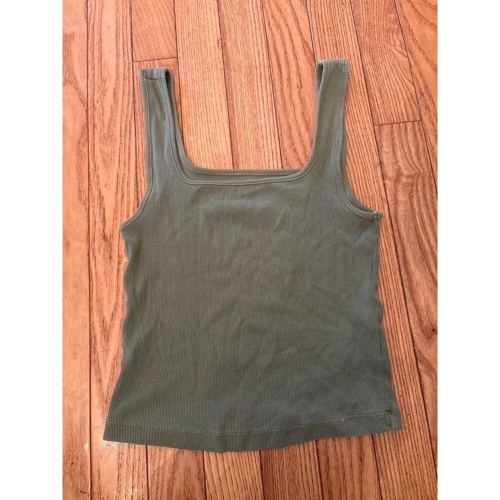 Crop top tank top wide strap sleeveless sage green Old Navy square neck casual